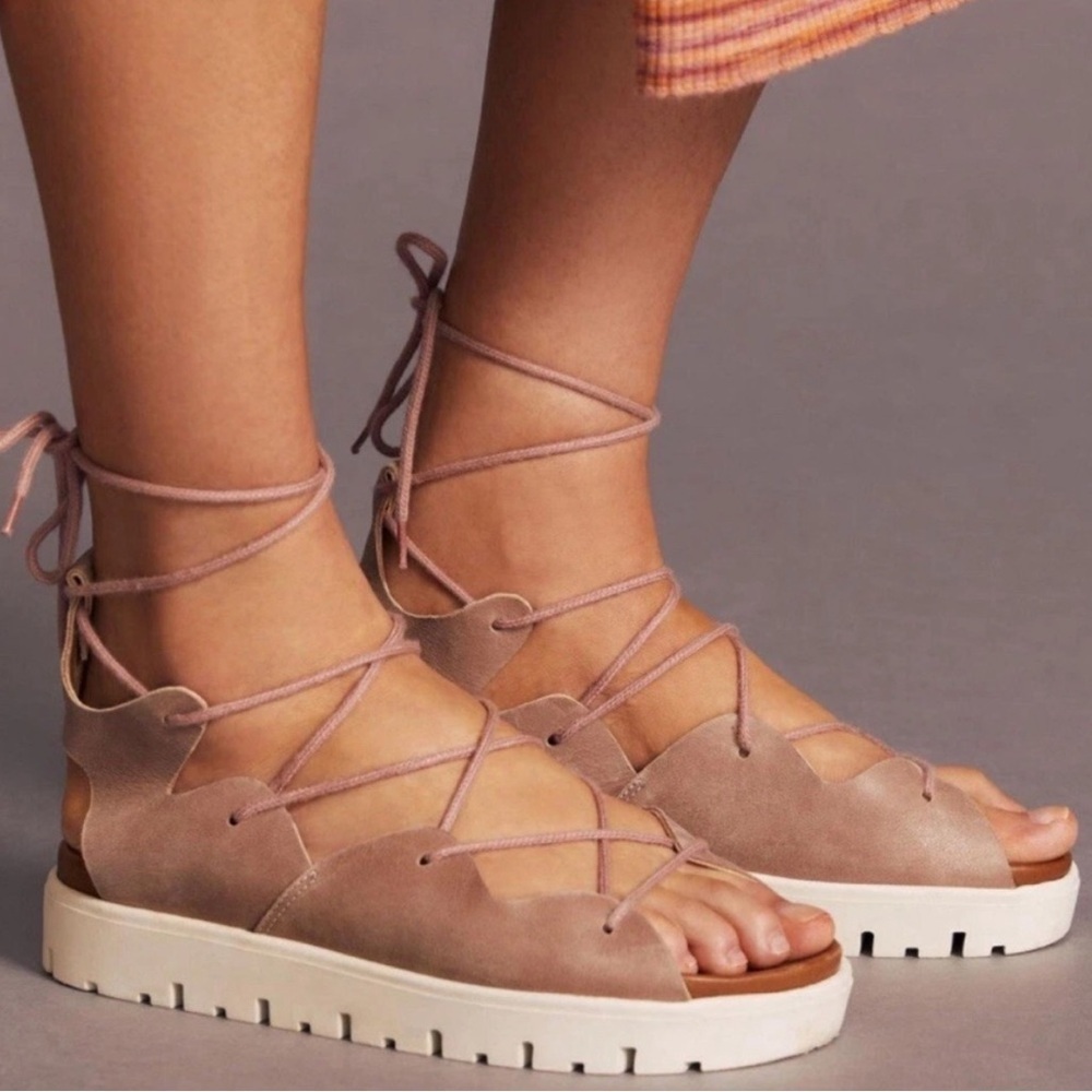 PILCRO Anthropologie Tie-Up Gladiator Sport Sandals Leather sz 40 / W 9.5-10